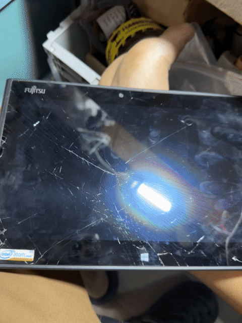 Fujitsu Arrows Tab Windows 8 Atom Đen Màn hình nứt. Mua bán Máy tính bảng tại Quận Phú Nhuận Tp Hồ Chí Minh được đăng bởi Tấn hình 1