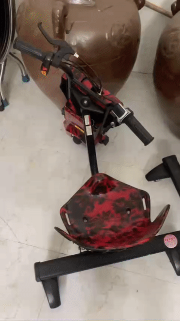 Xe điện trẻ em Drift Đỏ. Mua bán Mẹ và bé tại Thành phố Buôn Ma Thuột Đắk Lắk được đăng bởi Nguyễn Đức Huy hình 1