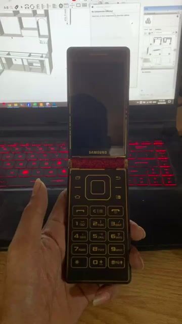 Samsung SM-W2015 Đỏ. Mua bán Điện thoại tại Quận Tân Phú Tp Hồ Chí Minh được đăng bởi xưởng nội thất hình 1