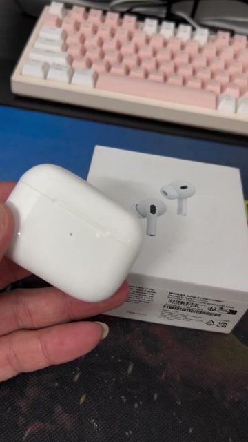 Tai nghe Apple AirPods Pro 2 Trắng Mới. Mua bán Tivi, Âm thanh tại Thành phố Thủ Dầu Một Bình Dương được đăng bởi Đức Trần hình 1