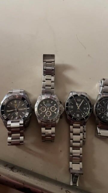 Đồng hồ đeo tay Kim loại Bạc unisex. Mua bán Đồng hồ tại Huyện Hòa Thành Tây Ninh được đăng bởi Nguyễn Thái Hưng hình 1