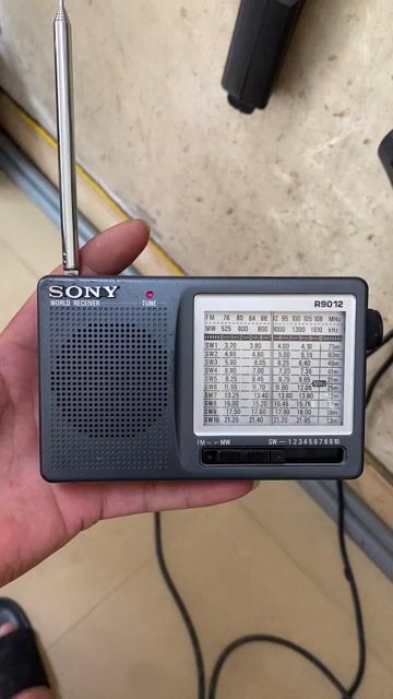 thanh lý đài radio sony nhật zin đẹp nói to rõ. Mua bán Tivi, Âm thanh tại Quận Thanh Xuân Hà Nội được đăng bởi Văn sỹ cắt tóc hình 1