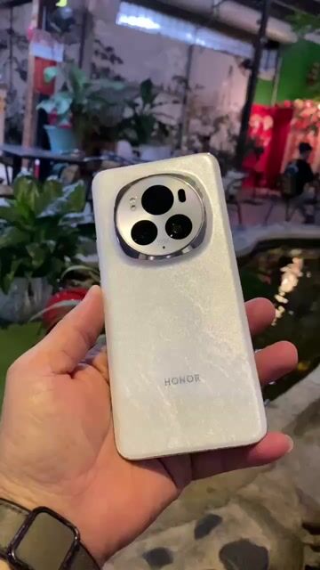 Honor Magic 6 Pro 12GB Trắng thạch anh đepn 99%. Mua bán Điện thoại tại Thành phố Buôn Ma Thuột Đắk Lắk được đăng bởi Kim Long hình 1