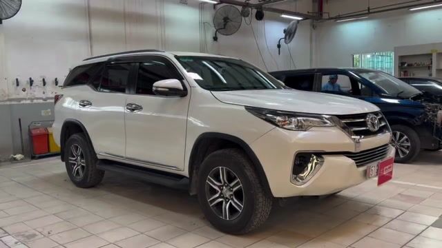 Máy Xăng -Fortuner 2.7V AT 2017 - 1 Chủ - Giá TL. Mua bán Ô tô tại Quận Gò Vấp Tp Hồ Chí Minh được đăng bởi Thanh Trang Toyota Sure hình 1