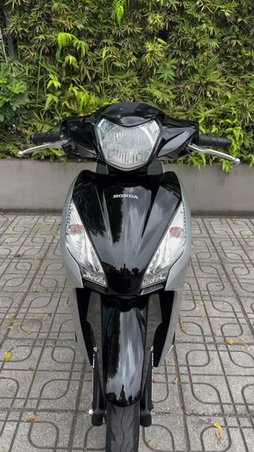 Vission 2020 bạc Porsche đưa trước 10t nhận xe. Mua bán Xe máy tại Thành phố Thuận An Bình Dương được đăng bởi xe máy trả góp bao nợ xấu  hình 1