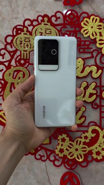 Realme Trắng Snapdragon 8 Gen 3. Mua bán Điện thoại tại Quận Lê Chân Hải Phòng được đăng bởi Khánh Phone  hình 1