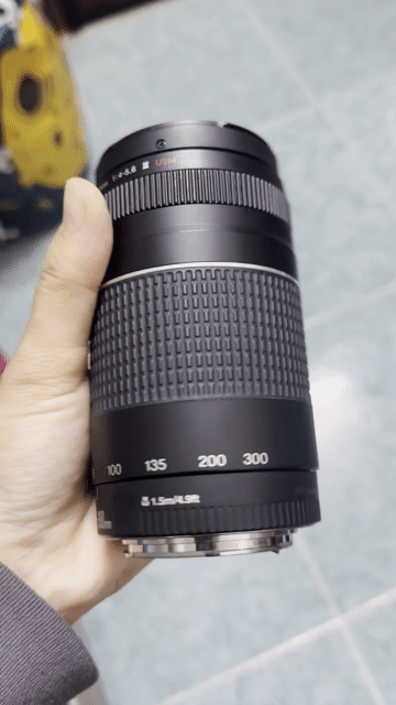 Len Canon EF 75-300mm f4-5.6 III USM. Mua bán Máy ảnh, Máy quay tại Huyện Chợ Mới An Giang được đăng bởi Chinh Chinh hình 1