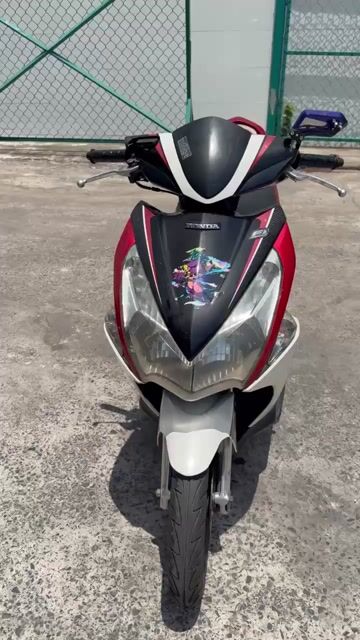 Honda Air Blade 2012 Đỏ trắng đen. Mua bán Xe máy tại Quận Bình Thạnh Tp Hồ Chí Minh được đăng bởi văn vũ hình 1