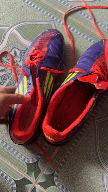 Giày đá bóng Adidas F50- size 43. Mua bán Đồ thể thao, Dã ngoại tại Quận Bình Thuỷ Cần Thơ được đăng bởi Thầy Tiến 2hand hình 1
