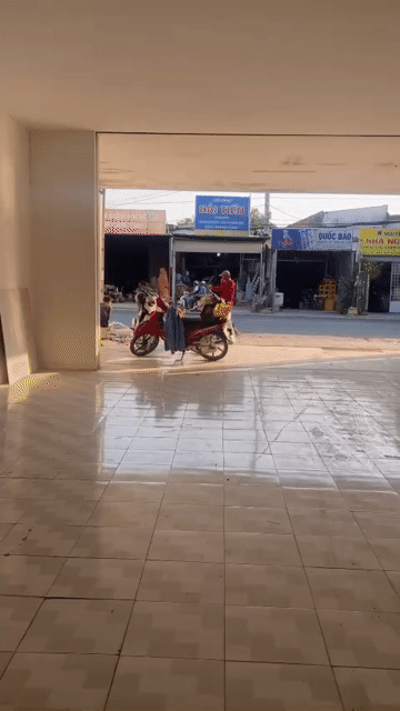 Cho thuê Văn phòng, Mặt bằng kinh doanh Quận Bình Thuỷ Cần Thơ diện tích 300 m² giá 20 triệu/tháng