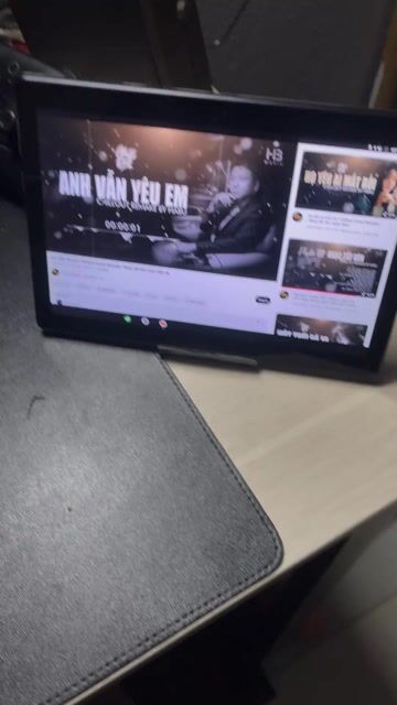 Lenovo Tab M10 nứt kính. Mua bán Máy tính bảng tại Huyện Bình Chánh Tp Hồ Chí Minh được đăng bởi Nguyễn Đức Thành hình 1