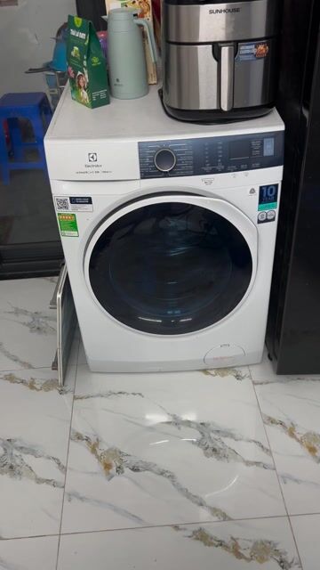 Máy giặt Electrolux 9kg cửa trước Đã sử dụng. Mua bán Máy giặt tại Huyện Thanh Trì Hà Nội được đăng bởi Cao Tân Đại hình 1