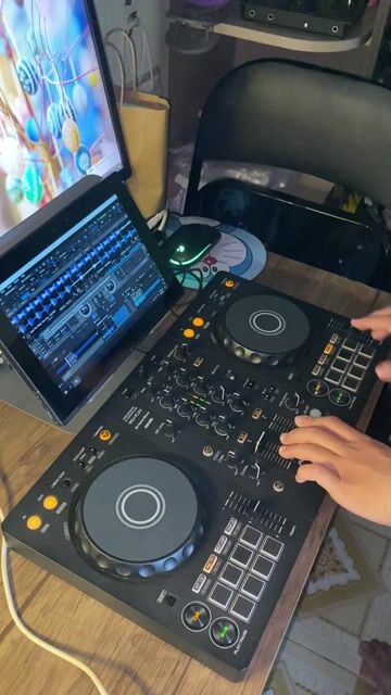 DJ Controller Pioneer DDJ-FLX4 Đen. Mua bán Nhạc cụ tại Quận Bình Thạnh Tp Hồ Chí Minh được đăng bởi Nam hình 1