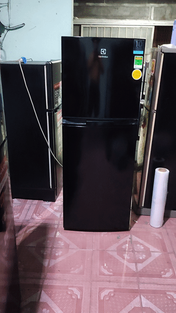 Tủ làm đá siêu nhanh bao sài bao đổi 30 ngày BH 4t. Mua bán Tủ lạnh tại Quận Tân Bình Tp Hồ Chí Minh được đăng bởi ĐIỆN LẠnh SONG PHÁT hình 1