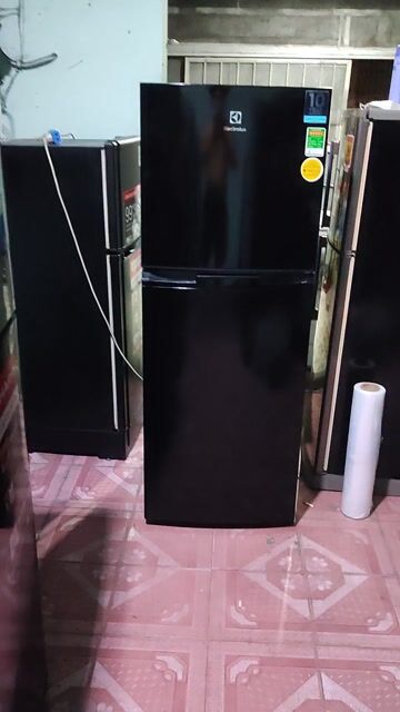 Tủ làm đá siêu nhanh bao sài bao đổi 30 ngày BH 4t. Mua bán Tủ lạnh tại Quận Tân Bình Tp Hồ Chí Minh được đăng bởi ĐIỆN LẠnh SONG PHÁT hình 1