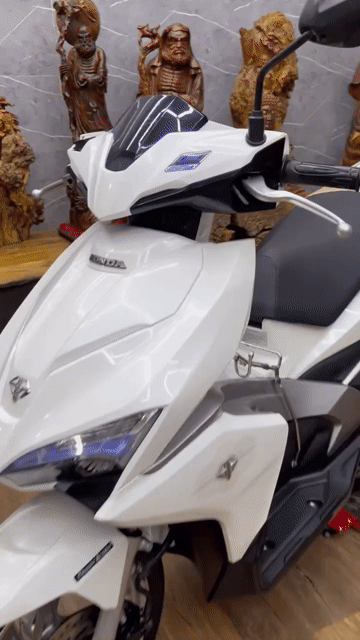 Honda Airblade 125Fi 2016 chính chủ bstp odo 22k. Mua bán Xe máy tại Quận 7 Tp Hồ Chí Minh được đăng bởi Xe Cũ Hiếu CT hình 1