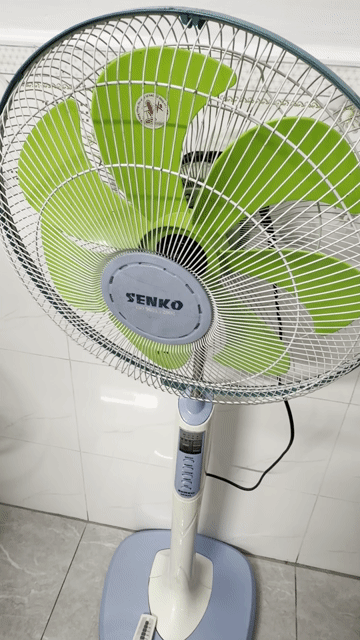 Quạt đứng Senko 65W - điều khiển từ xa. Mua bán Quạt tại Thành phố Biên Hòa Đồng Nai được đăng bởi Kim Anh Nguyễn hình 1