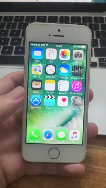 Apple iPhone 5s Quốc tế Trắng. Mua bán Điện thoại tại Quận Đống Đa Hà Nội được đăng bởi Phạm Đạt hình 1