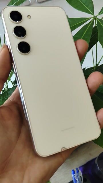 S23 5G nhỏ gọn ngon nghẻ zin áp 😍. Mua bán Điện thoại tại Quận Hải Châu Đà Nẵng được đăng bởi MiPhone hình 1