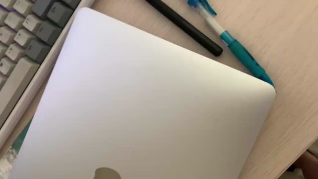 Apple MacBook Pro A1706 i5 8GB/256GB. Mua bán Laptop tại Quận Bình Tân Tp Hồ Chí Minh được đăng bởi Thanh Nhan hình 1