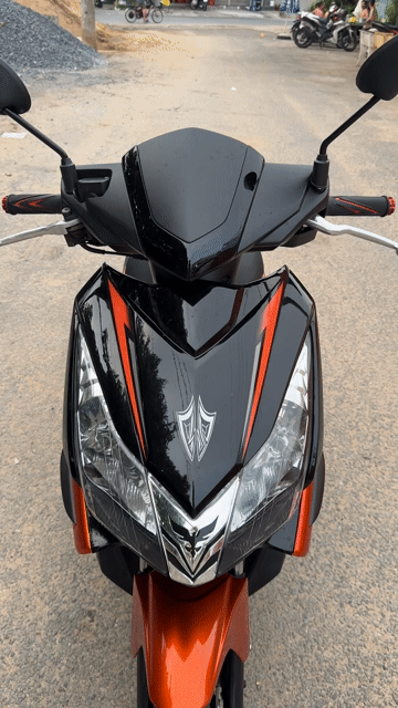 Honda Air Blade 2010 Cam đen. Mua bán Xe máy tại Quận Tân Phú Tp Hồ Chí Minh được đăng bởi Anh thành hình 1