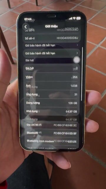 iPhone 12 Pro Vàng. Mua bán Điện thoại tại Huyện Hóc Môn Tp Hồ Chí Minh được đăng bởi Un hình 1