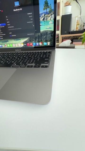 MacBook Air M1 Xám - có trầy xước. Mua bán Laptop tại Quận 1 Tp Hồ Chí Minh được đăng bởi Minh Lee hình 1