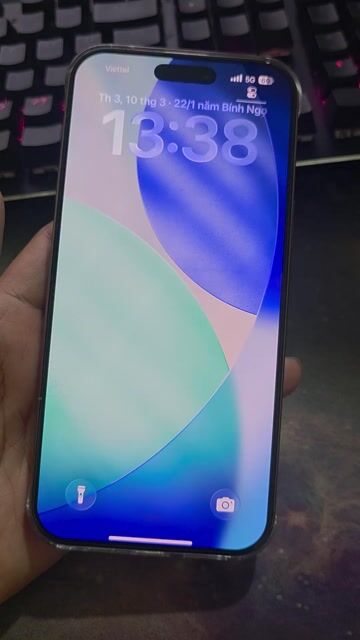 Apple iPhone 16 Pro Max 256GB Vàng. Mua bán Điện thoại tại Quận Cẩm Lệ Đà Nẵng được đăng bởi Nam hình 1