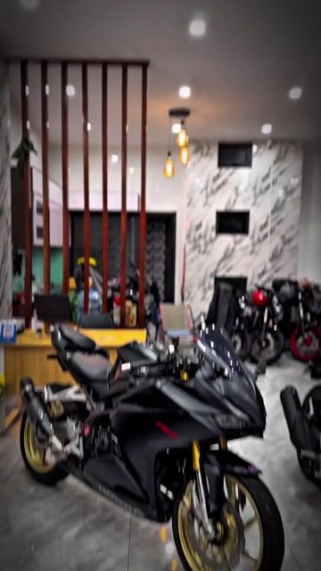 Honda CBR250RR quý công tử của phân khúc 300cc. Mua bán Xe máy tại Quận Thanh Khê Đà Nẵng được đăng bởi Xe Máy Đức Vũ 658 Trần Cao Vân hình 1