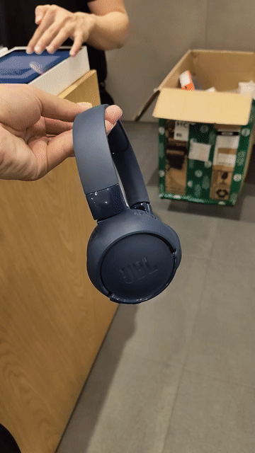 Tai nghe JBL Tune 520BT Xanh đậm. Mua bán Tivi, Âm thanh tại Quận 8 Tp Hồ Chí Minh được đăng bởi Khang hình 1