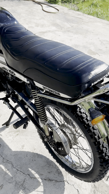 Honda Win 100cc Đen Indonesia. Mua bán Xe máy tại Thị xã Duyên Hải Trà Vinh được đăng bởi Chợ ĐT Giá Tốt hình 1