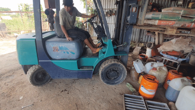 Chính chủ bán Xe nâng 2.5 tấn máy dầu. Mua bán Phương tiện khác tại Huyện Hóc Môn Tp Hồ Chí Minh được đăng bởi Bao Pham hình 1