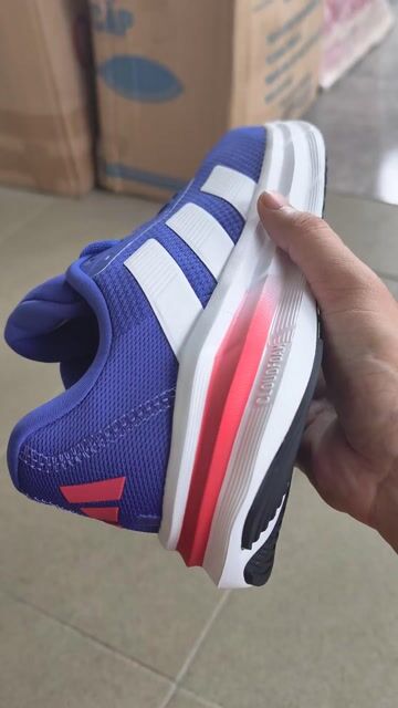 Adidas Galaxy 7 Size 44 1/3 fullbox mới 100%. Mua bán Giày dép tại Thị xã Hương Thủy Thừa Thiên Huế được đăng bởi 7uấn Boutique hình 1