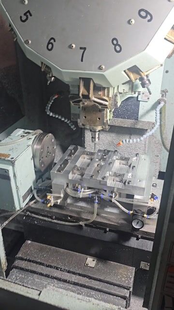 Máy phay CNC MoriSeiki TV-300 S15.000v/p 4trục. Mua bán Đồ chuyên dụng, Giống nuôi trồng tại Quận 8 Tp Hồ Chí Minh được đăng bởi Khang Trinh hình 1