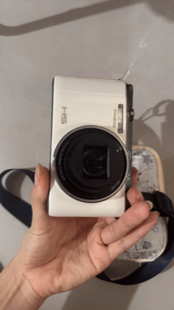 Máy ảnh Casio Exilim ZR1000 Trắng đã qua sử dụng. Mua bán Máy ảnh, Máy quay tại Huyện Cẩm Xuyên Hà Tĩnh được đăng bởi Nga hình 1