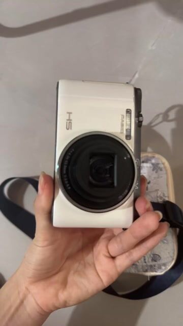 Máy ảnh Casio Exilim ZR1000 Trắng đã qua sử dụng. Mua bán Máy ảnh, Máy quay tại Huyện Cẩm Xuyên Hà Tĩnh được đăng bởi Nga hình 1