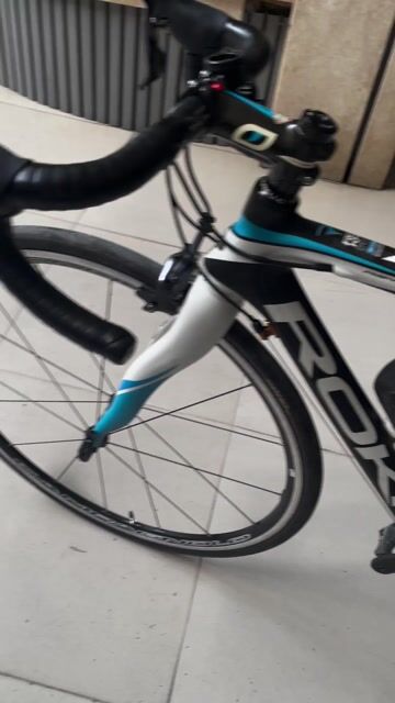 Pinarello rohk chính hãng. Mua bán Xe đạp tại Quận Tân Bình Tp Hồ Chí Minh được đăng bởi Trần Nam Tiến qfok hình 1