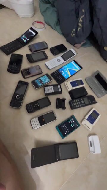 Nokia X2 Nokia 9300 5190 Nokia C6 C7 MotoV9 Sony. Mua bán Điện thoại tại Quận Tân Phú Tp Hồ Chí Minh được đăng bởi Trương Hiệp hình 1