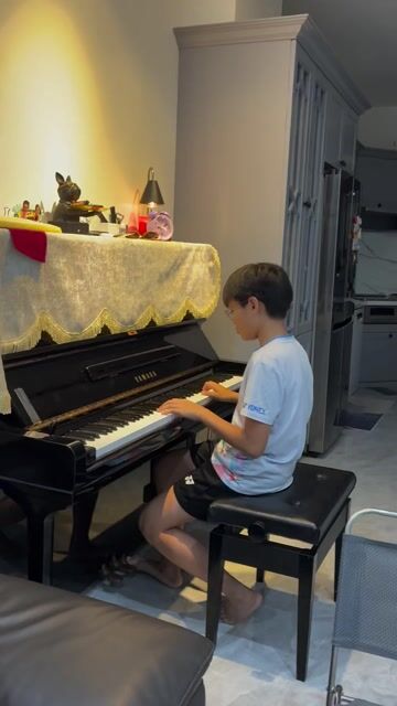 Đàn Piano cơ Yamaha U3 Đen Nhật Bản. Mua bán Nhạc cụ tại Thành phố Huế Thừa Thiên Huế được đăng bởi Nguyen Tran hình 1
