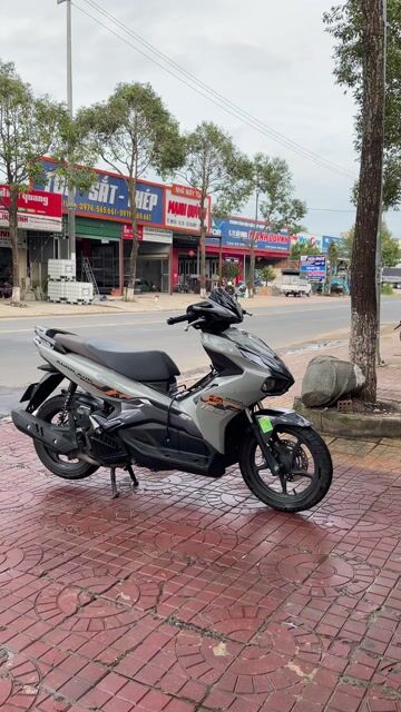 Xe Ab 2021 150cc zin chính chủ chưa bao giờ té. Mua bán Xe máy tại Huyện Ea Kar Đắk Lắk được đăng bởi Đức phạm hình 1