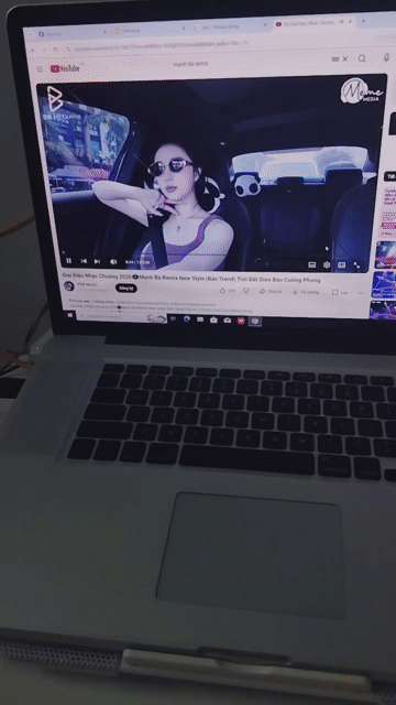 Apple MacBook Pro Bạc Retina. Mua bán Laptop tại Thành phố Thủ Dầu Một Bình Dương được đăng bởi Tèo BI hình 1