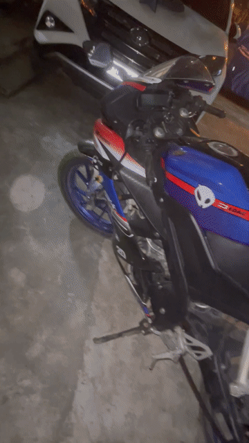 Yamaha R15 màu Xanh. Mua bán Xe máy tại Quận Bắc Từ Liêm Hà Nội được đăng bởi Văn Việt hình 1
