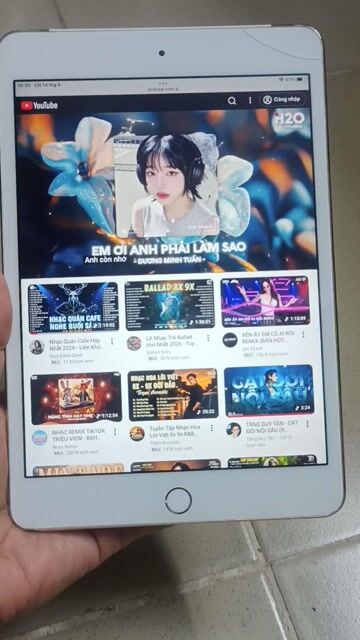 🍎iPad Mini4 sim4g+ Wifi 32GB Vàng. Mua bán Máy tính bảng tại Huyện Hóc Môn Tp Hồ Chí Minh được đăng bởi Phạm Thị Nhung hình 1