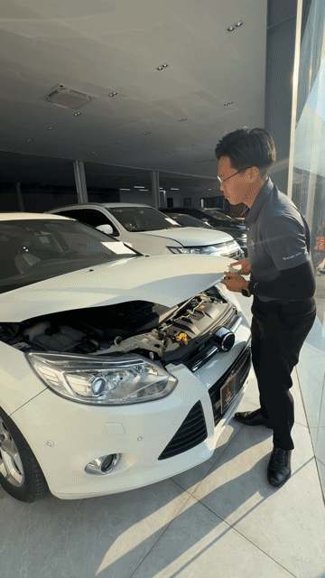 Ford Focus Trắng Đã qua sử dụng. Mua bán Ô tô tại Thành phố Thủ Dầu Một Bình Dương được đăng bởi Hải Lê  hình 1