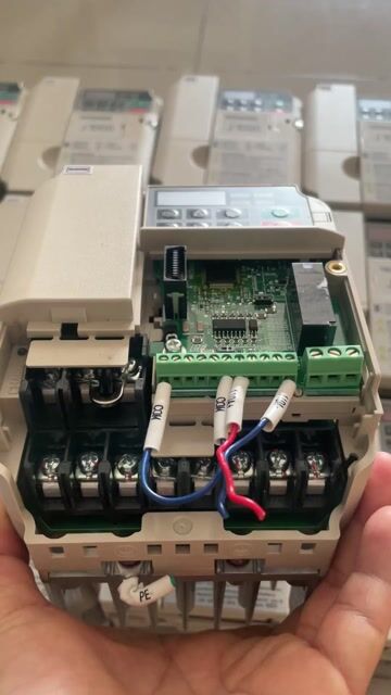 Biến tần Yaskawa J1000 1.5Kw/220v. Mua bán Đồ chuyên dụng, Giống nuôi trồng tại Huyện Nhà Bè Tp Hồ Chí Minh được đăng bởi Nguyễn Văn Song hình 1