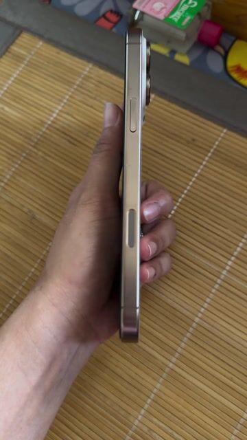 iPhone 16 Pro Max 256GB Sa mạc VN/A. Mua bán Điện thoại tại Thành phố Buôn Ma Thuột Đắk Lắk được đăng bởi Vũ Thị Thúy Hà hình 1