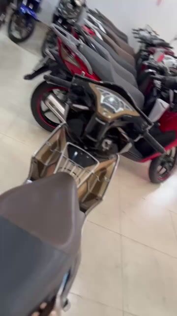 Honda Air Blade 2013 Đen Vàng đồng. Mua bán Xe máy tại Quận 6 Tp Hồ Chí Minh được đăng bởi Cửa Hàng Xe Máy Hoà Bùi hình 1